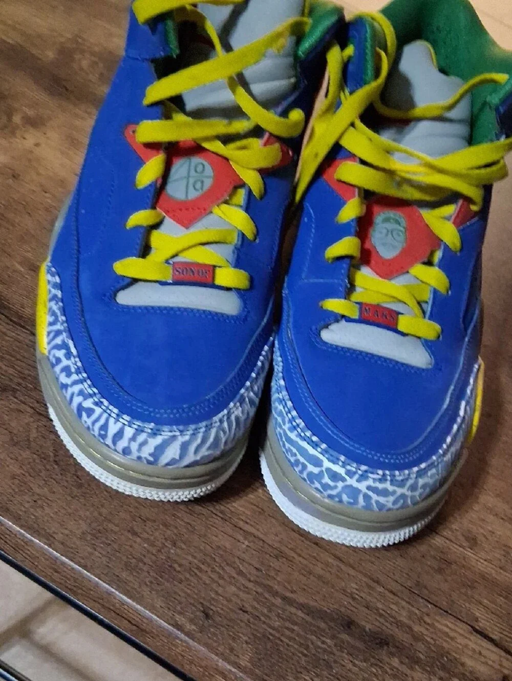 Jordan Men's Athletic Shoes Blue Yellow Green